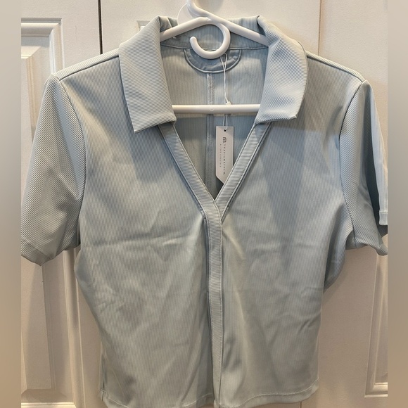 Travis Mathew MOVEKNIT VNECK POLO in blue XL NWT - Picture 3 of 5